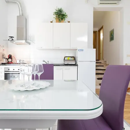 Gorgeous In Holiday home