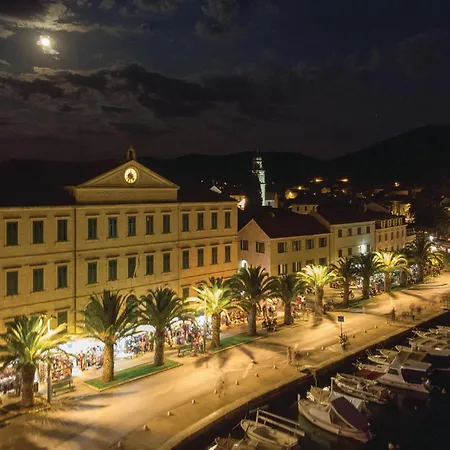 Nice Home In Vela Luka Holiday home *
